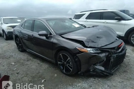Toyota Camry 2020г.