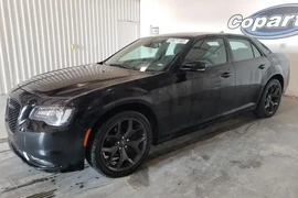 Chrysler 300 2021г.