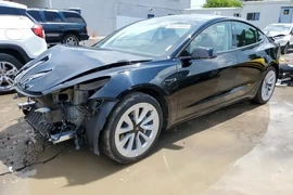 Tesla MODEL 3 2022г.