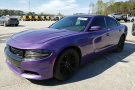 Dodge Charger 2016г.