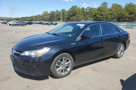 Toyota Camry Hybrid 2015г.