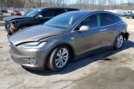 Tesla Model X 2016г.