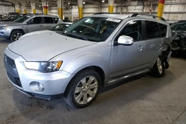 Mitsubishi Outlander 2012г.