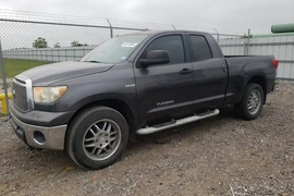 Toyota Tundra 2012г.