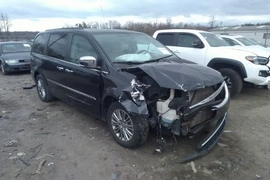 Chrysler Town & Country 2014г.