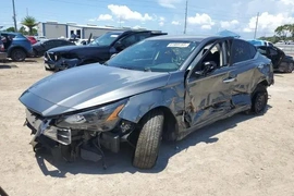 Nissan Altima 2022г.