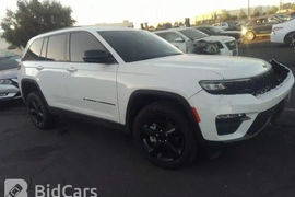 Jeep Grand Cherokee 2023г.