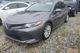 Toyota Camry 2019г.