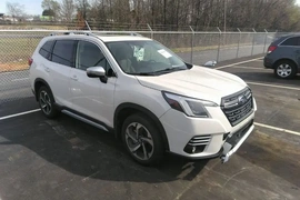 Subaru Forester 2023г.