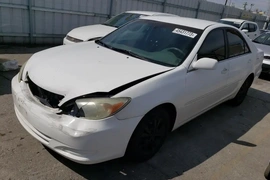 Toyota Camry 2004г.