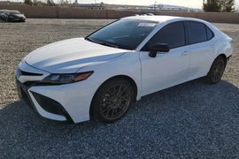 Toyota Camry Hybrid 2023г.