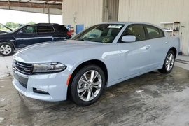 Dodge Charger 2022г.