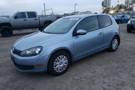 Volkswagen Golf 2011г.