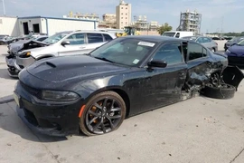 Dodge Charger 2022г.