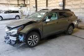Subaru Outback 2021г.