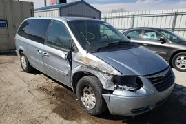 Chrysler Town & Country 2006г.