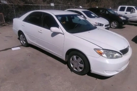 Toyota Camry 2004г.
