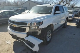 Chevrolet Suburban 2015г.