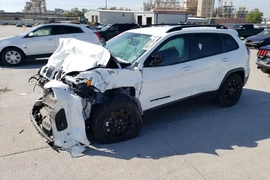 Jeep Cherokee 2023г.