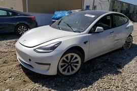Tesla Model 3 2022г.