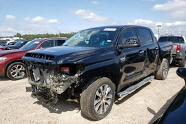 Toyota Tundra 2021г.