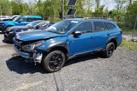 Subaru Outback 2023г.
