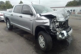 Toyota Tundra 2019г.