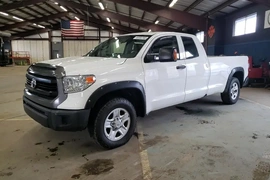 Toyota Tundra 2015г.