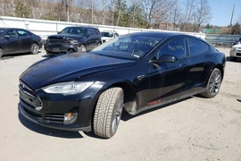 Tesla Model S 2013г.