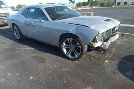 Dodge Challenger 2020г.