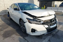 Nissan Maxima 2019г.