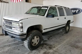 Chevrolet Suburban 1999г.