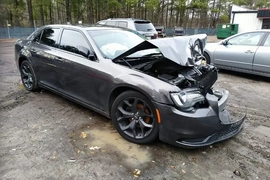 Chrysler 300 2020г.