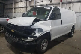 Chevrolet Express 2021г.