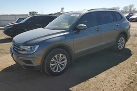 Volkswagen Tiguan 2020г.