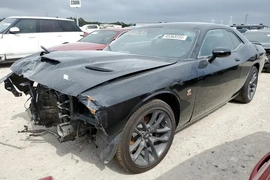 Dodge Challenger 2022г.