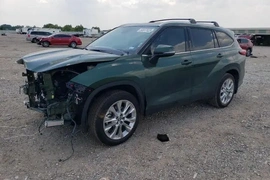 Toyota Highlander 2023г.