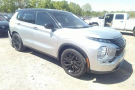 Mitsubishi Outlander 2023г.