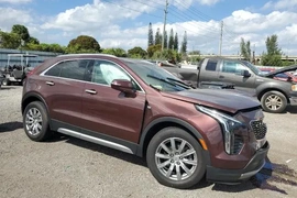 Cadillac XT4 2023г.