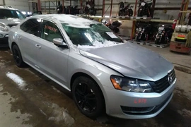 Volkswagen Passat 2012г.