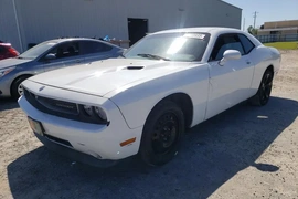 Dodge Challenger 2010г.