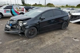 Toyota Prius 2014г.