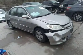 Honda Civic 2004г.