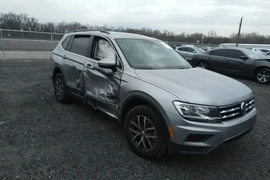 Volkswagen Tiguan 2020г.