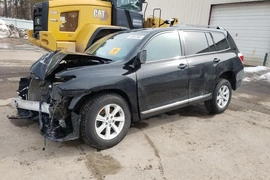 Toyota Highlander 2013г.