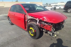 Volkswagen Golf GTI 2018г.