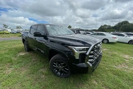 Toyota Tundra 2023г.