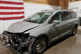 Chrysler Pacifica 2022г.