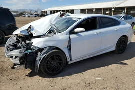 Chrysler 200 2015г.