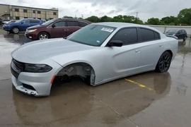 Dodge Charger 2019г.